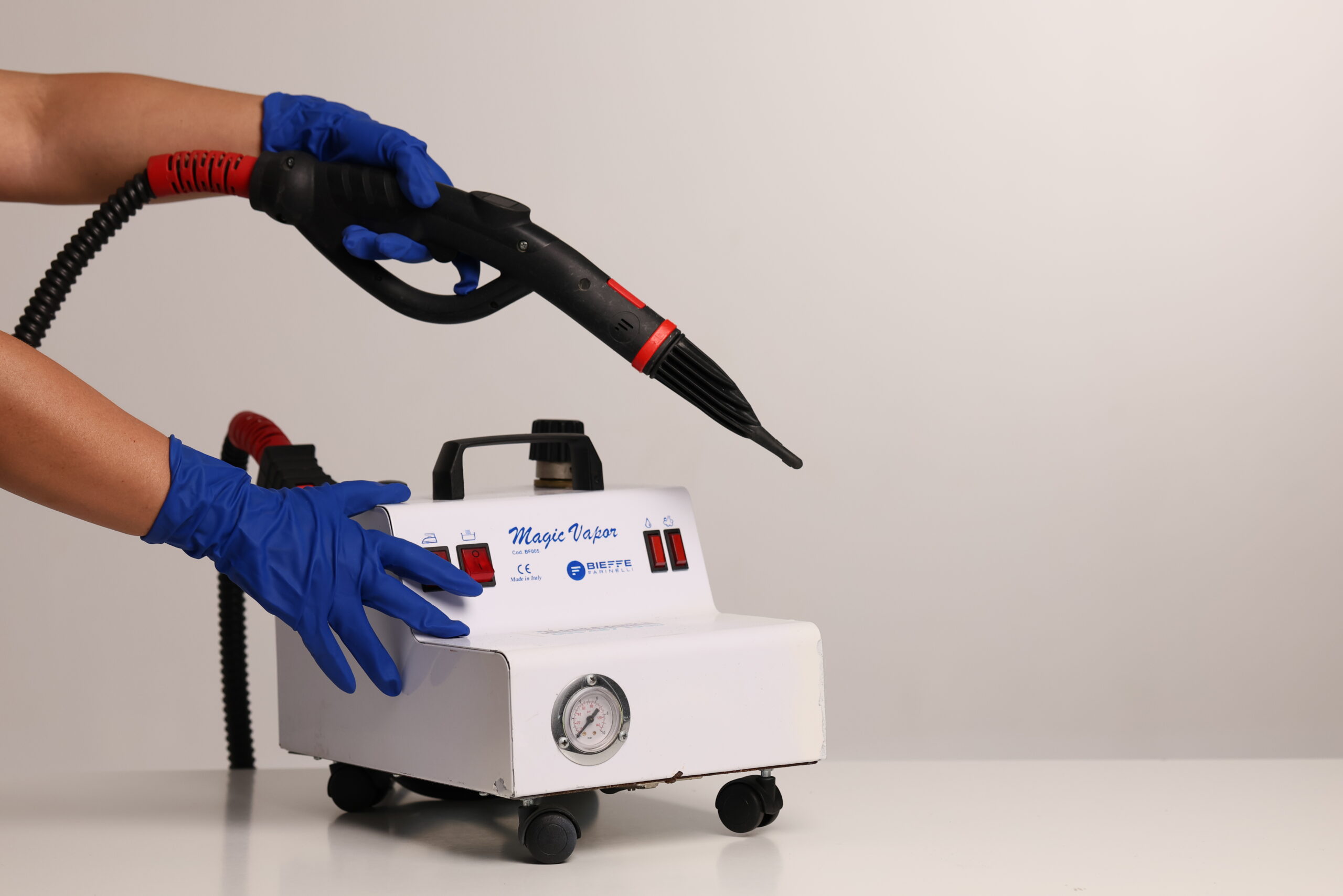 Апаратне чищення плитки - від Попелюшки